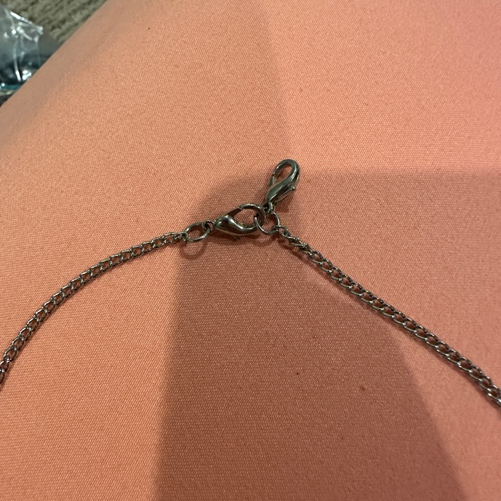 Necklaces - Picture 6 of 6